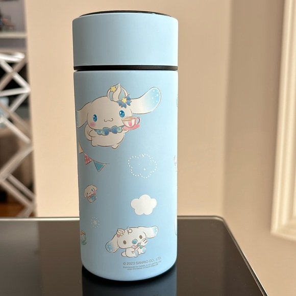 Sanrio Cinnamoroll stainless steel bottle with built in digital thermometer 😍 - Picture 3 of 10